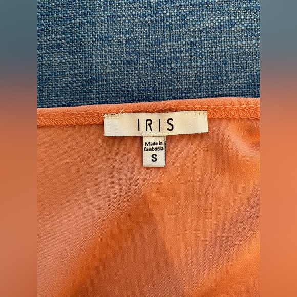 Salmon / Orange Crossover Peplum tank top by Iris Small • S • Never Worn - Picture 3 of 5